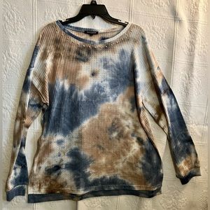 Size XL Tint & Shadow Top NWT New